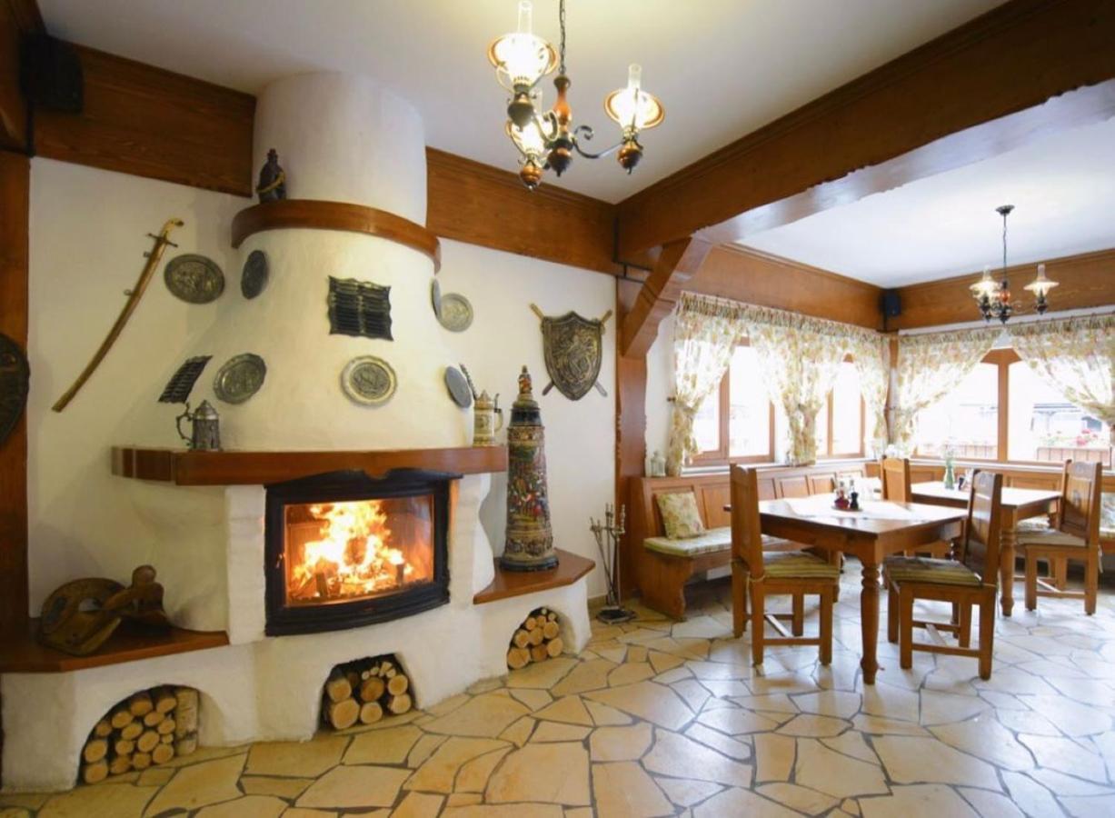 Villa Popasul Craiului Zărneşti Exterior foto